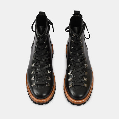 NINE EYELETS ANKLE  LEATHER BOOT